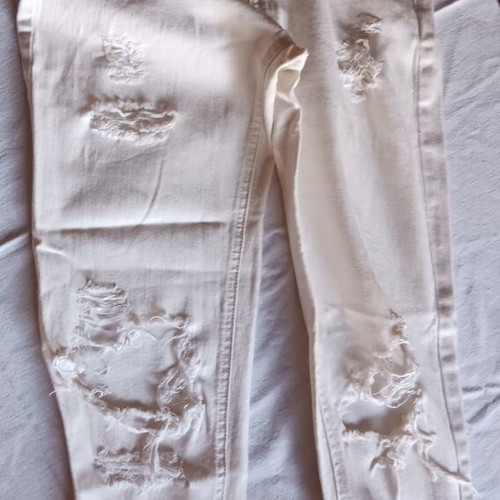 Stradivarius ripped jeans high waist fit small, white, used