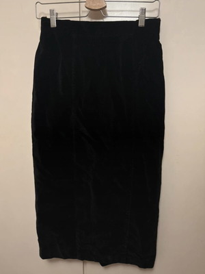 Vintage velvet skirt black midi like new