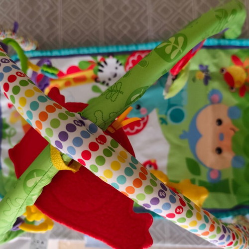 Fisher Price Baby Gym like new with washable mat and toys