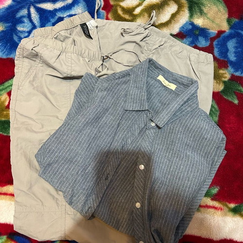 Clothing set like new with shirt and pants