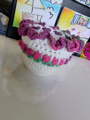Knitted Plant Pot Cover new, height 8cm base 6cm
