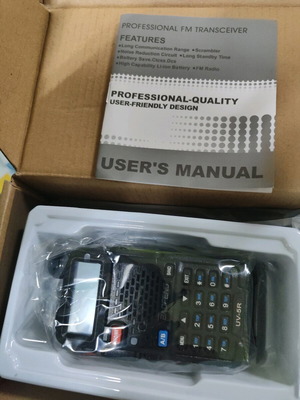 Baofeng UV-5R 5W Dual Band new with headphones