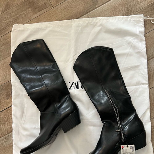 Zara cowboy boots new, size 39, black