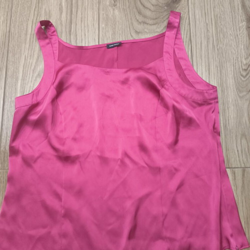 Gerry Weber Satin Top like new, pink, sizes M/L