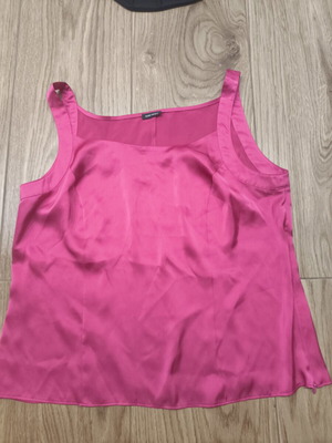 Gerry Weber Satin Top like new, pink, sizes M/L