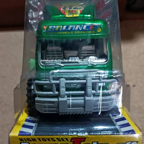 Toy car transport truck new with two cars