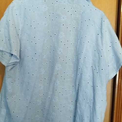 Light blue shirt, size 4XL