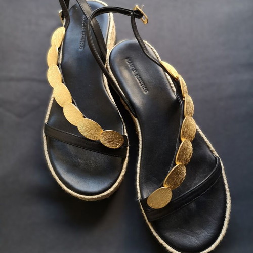 Makis Kotris sandals like new with gold details, size 38