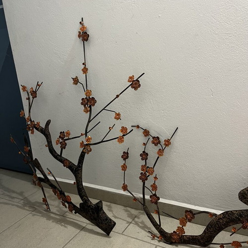 Decorative iron branches used