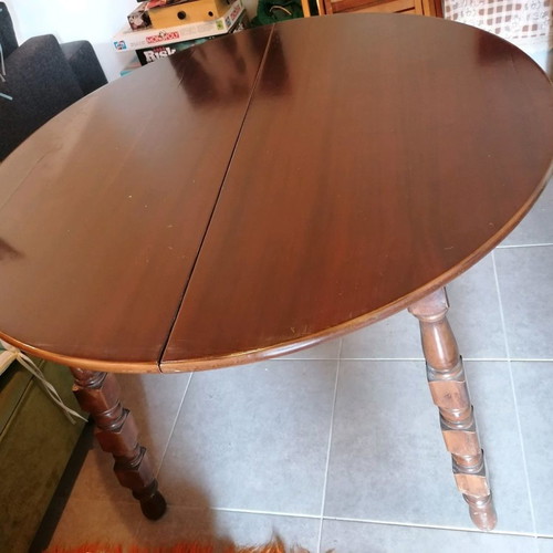 Rotonda dining table used, solid wood with extension