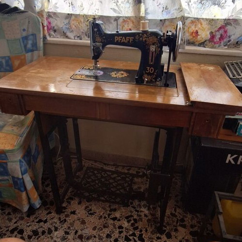 Pfaff sewing machine used, treadle cabinet, fully functional