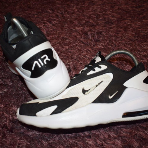 Nike Air Max Bolt sports shoes like new, size 45, black and white