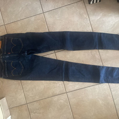 Levi's jeans like new, skinny and stretchy, blue