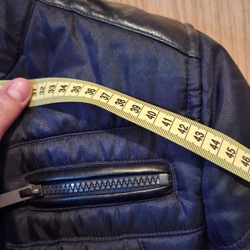 Motorcycle jacket like new, size Small, CE protection