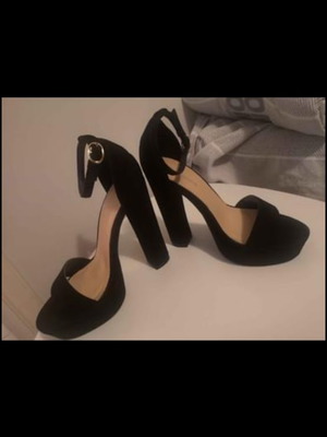 Sandals used, size 38, black