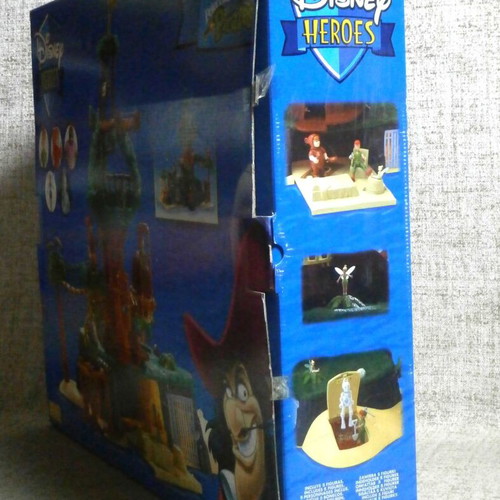 Tree House Peter Pan Pirates Disney Heroes Famosa vintage sealed new