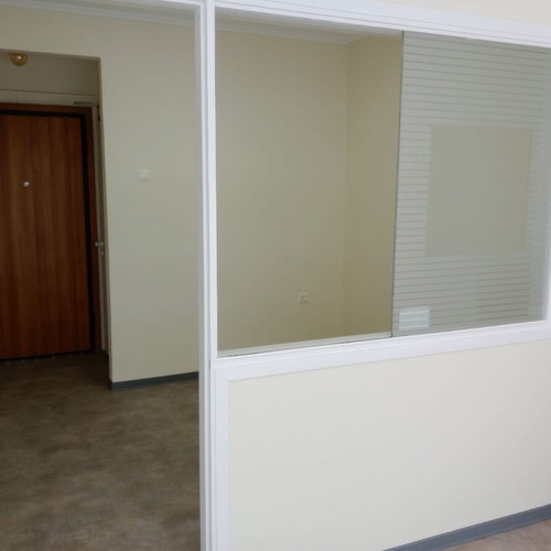 Office for Rent in Syntagma, 34 sqm, Renovated, Two Rooms