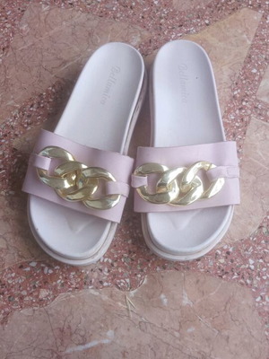 Slippers used, size 39, white and pink