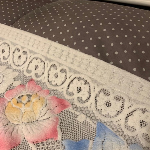 Double bed lace cover new