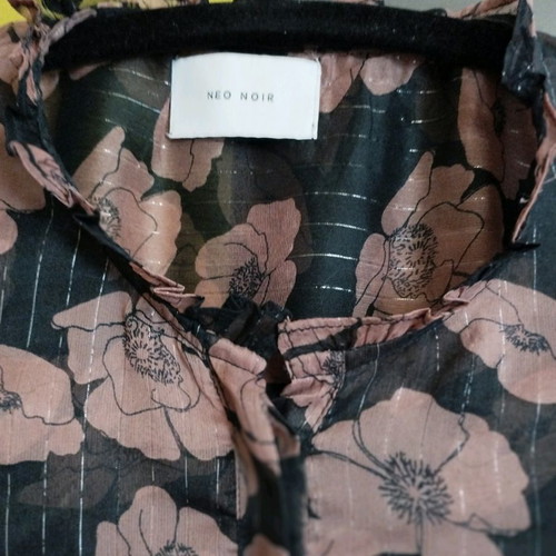 Neo Noir women's shirt used with floral pattern, size M