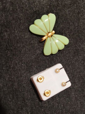 Butterfly brooch and earrings set with zircon new green