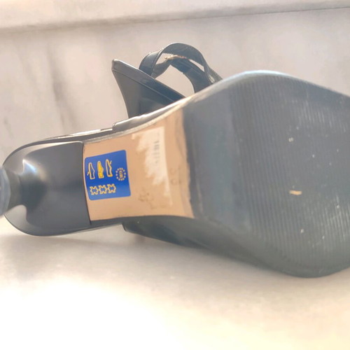 Chaniotakis black patent leather women's pumps size 36 like new