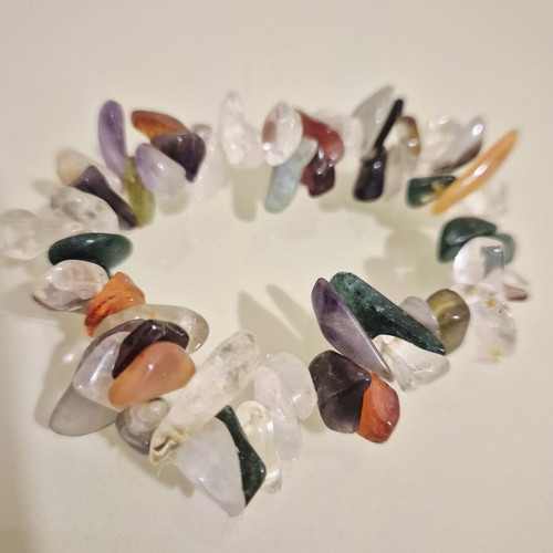 Handmade elastic bracelet with natural semiprecious stones