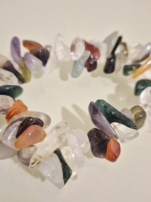 Handmade elastic bracelet with natural semiprecious stones