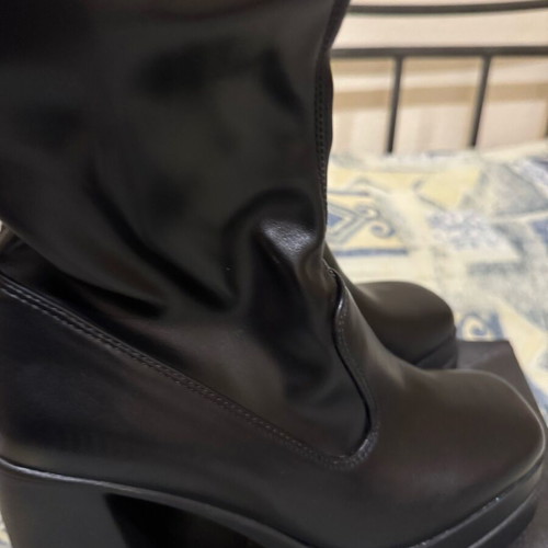 Over-the-knee boots new, size 40, black