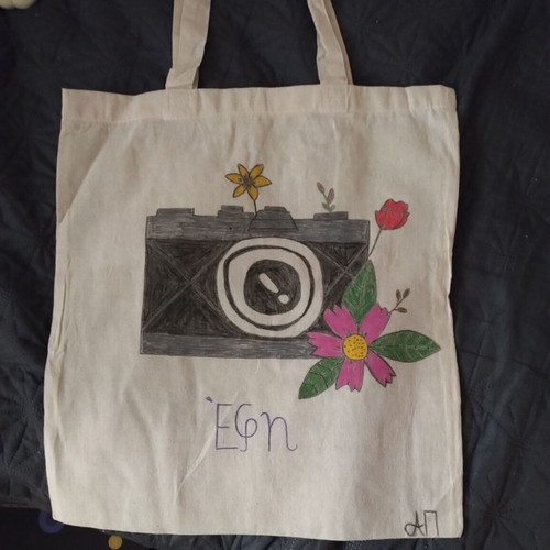 Hand-painted fabric shoulder bags new, two sizes