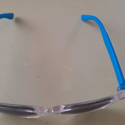 Children's sunglasses like new