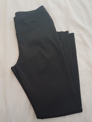 Celestino leggings size L black like new, lycra