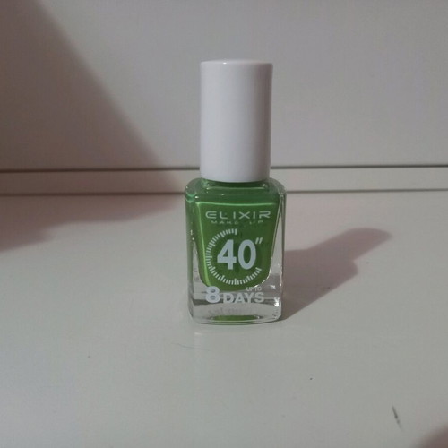Nail polish elixir set of 6 like new