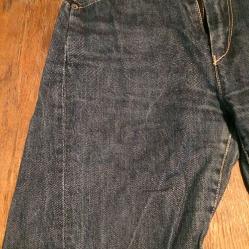 VINTAGE LEVI'S TWISTED SEAMS JEANS