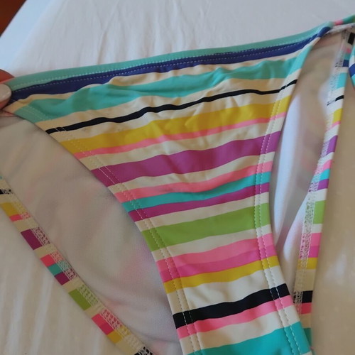 Roxy bikini bottom like new, multicolor, size S