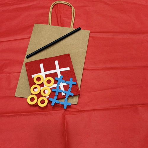 Party favors new with felt tic-tac-toe and colorful pencil