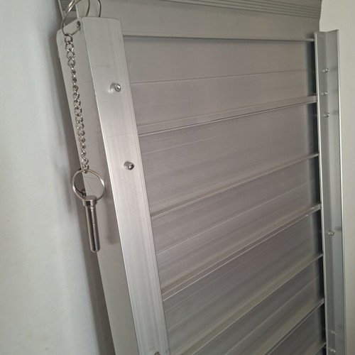 Foldable Anti-Slip Wheelchair Ramp 91cm Like New, suitcase style