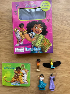 Disney Encanto Tattle Tales playset brand new with 4 figures and book