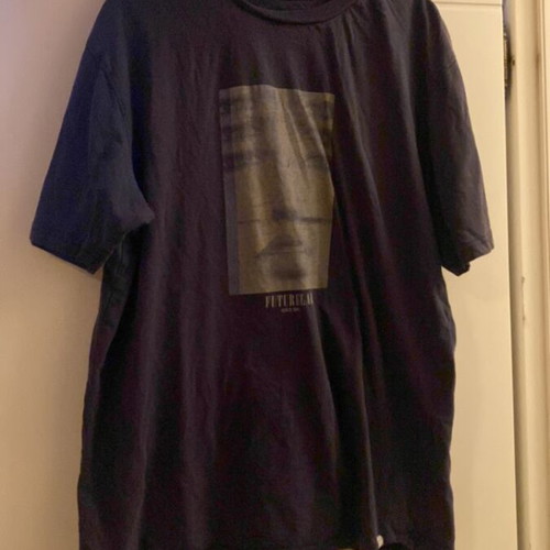 Pull & Bear grey t-shirt size L like new