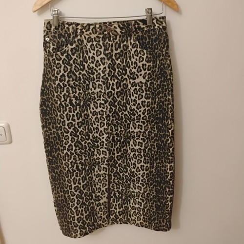 Denim skirt like new, size XL with some elasticity
