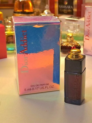 Dior Addict Eau de Parfum миниатюра нова