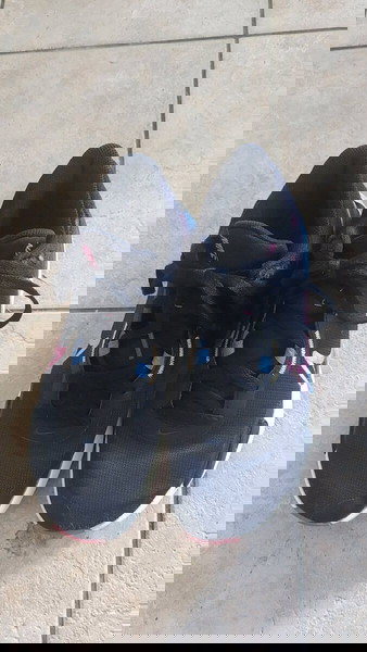 Αθλητικά παπούτσια για μπάσκετ