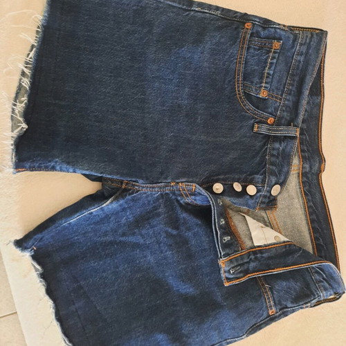 Levi's 501 Bermuda shorts dark blue like new, W27