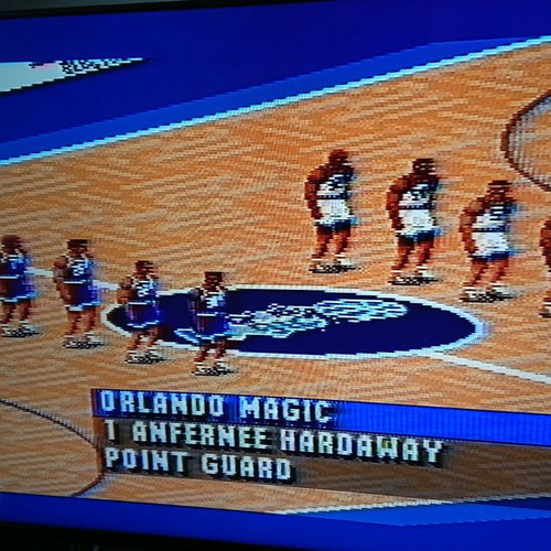 Sega Mega Drive II used console with two controllers and NBA LIVE 96