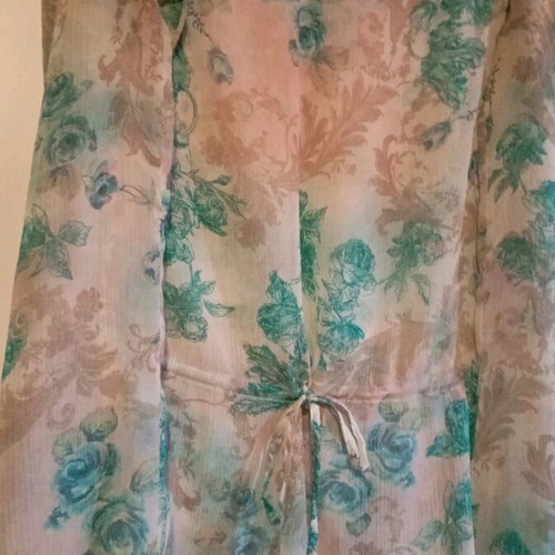 Women's tunic blouse used with transparent elastic and adjustable waist