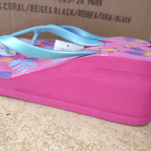 Mitsuko platform flip flops size 38 new, multicolor