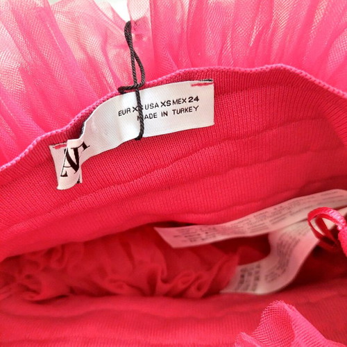 Zara tulle crop top fuchsia new, size XS