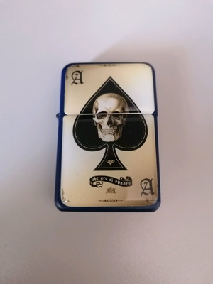 Windproof lighter like new