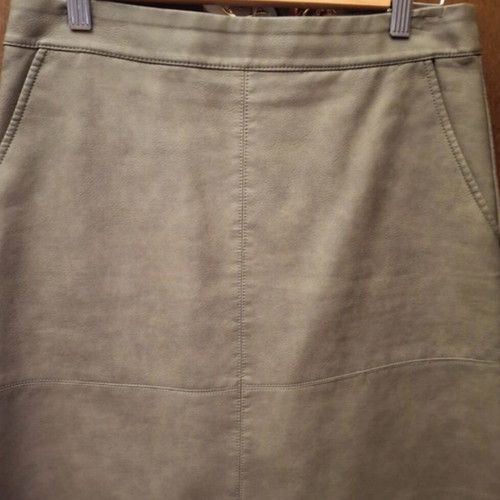Only mini skirt green like new, size M 38 10