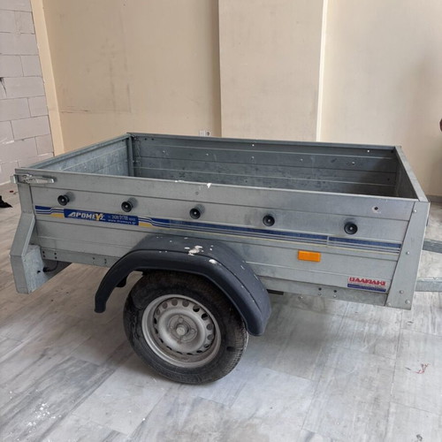 Car Trailer like new with new registration and license